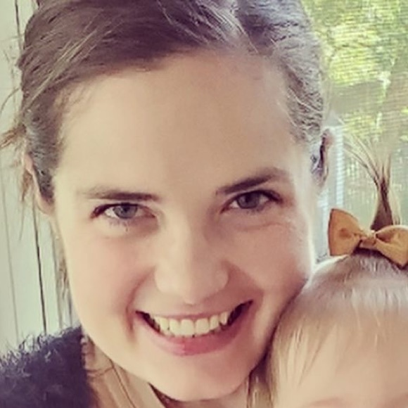 Meet the Posher Other - Meet your Posher, Emily